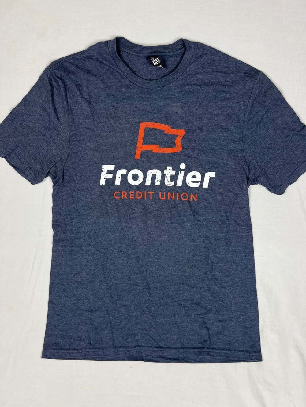District Frontier Credit Union T-Shirt Size M Blue